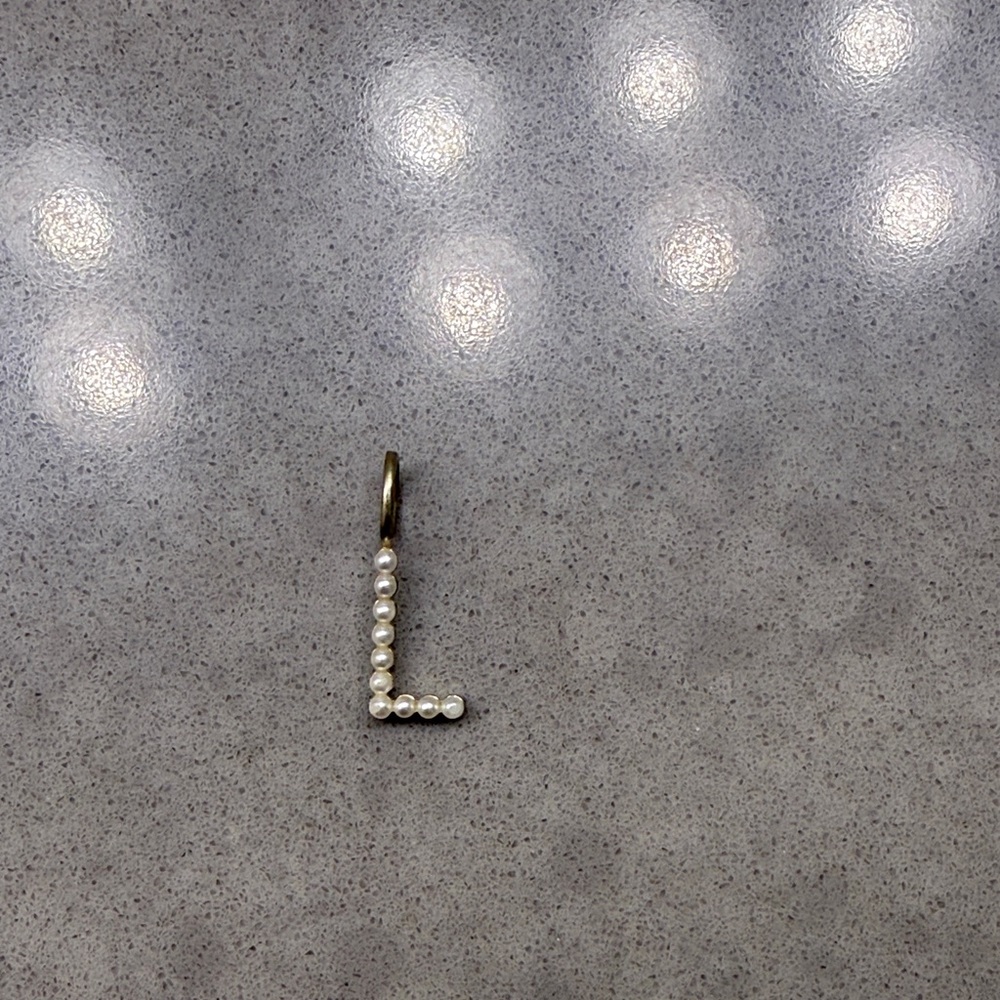 Pearl Initial 'L' Charm